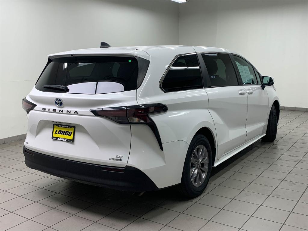 used 2023 Toyota Sienna car, priced at $40,588