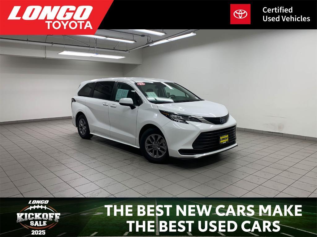 used 2023 Toyota Sienna car, priced at $40,588