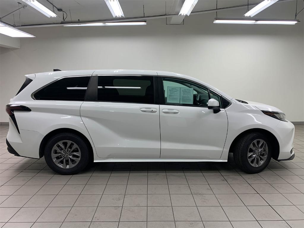 used 2023 Toyota Sienna car, priced at $40,588