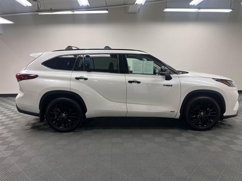 used 2020 Toyota Highlander Hybrid car, priced at $42,488