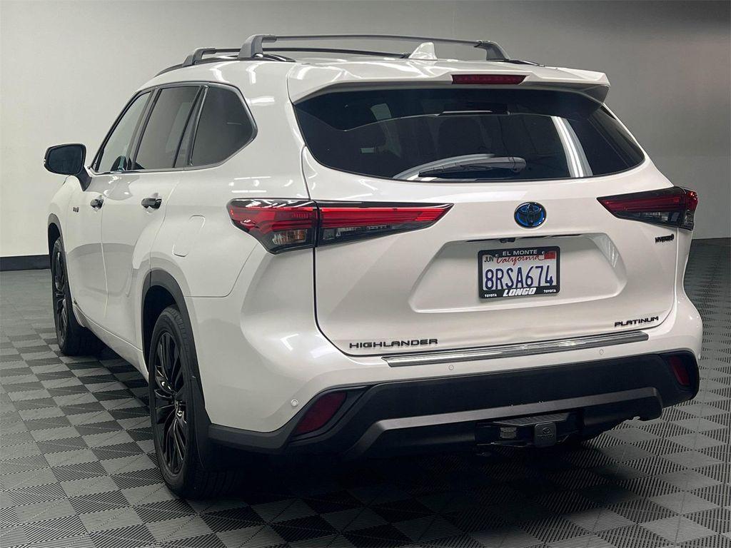 used 2020 Toyota Highlander Hybrid car, priced at $42,488