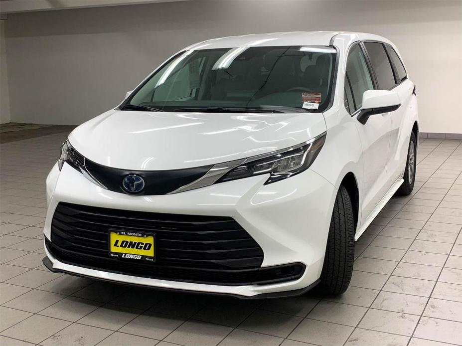 used 2023 Toyota Sienna car, priced at $42,688