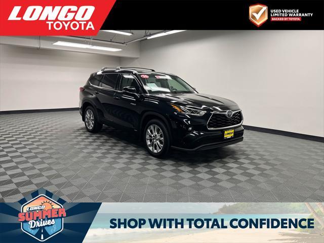 used 2020 Toyota Highlander Hybrid car, priced at $40,888