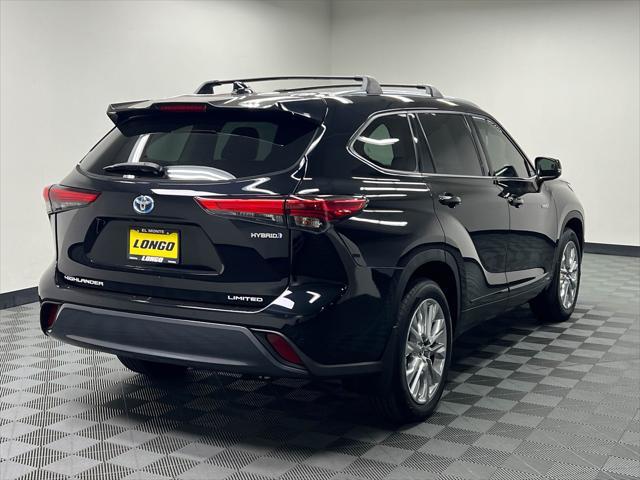 used 2020 Toyota Highlander Hybrid car, priced at $40,888
