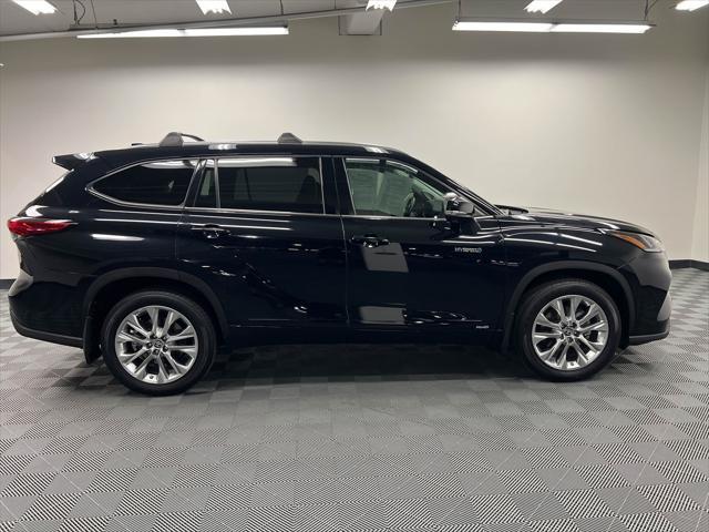 used 2020 Toyota Highlander Hybrid car, priced at $40,888