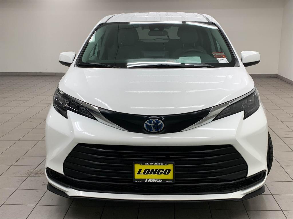 used 2024 Toyota Sienna car, priced at $43,788