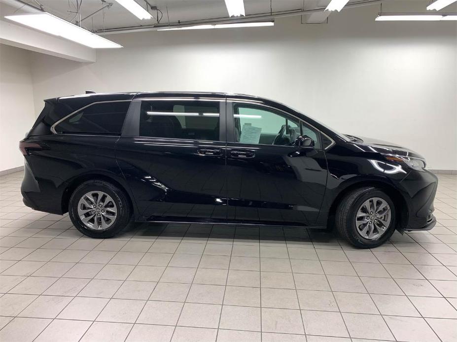 used 2023 Toyota Sienna car, priced at $39,688