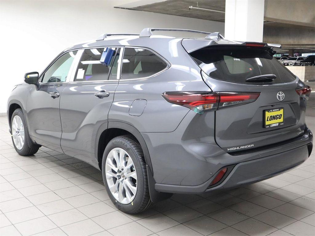 new 2025 Toyota Highlander car, priced at $51,043