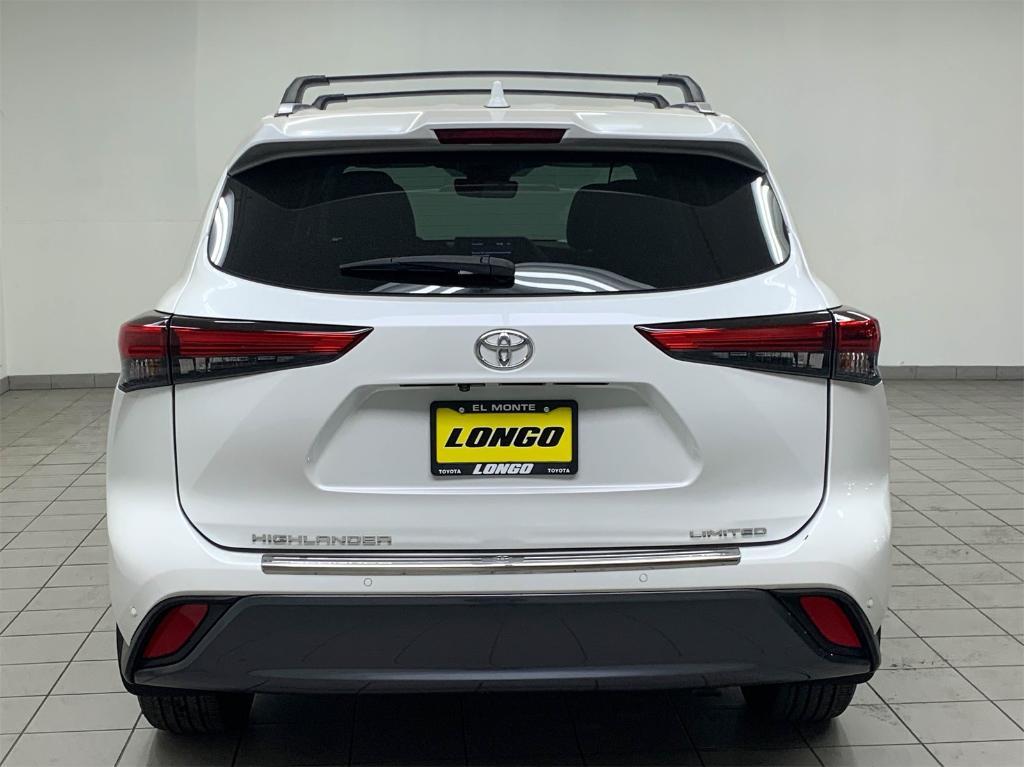 used 2022 Toyota Highlander car, priced at $36,688