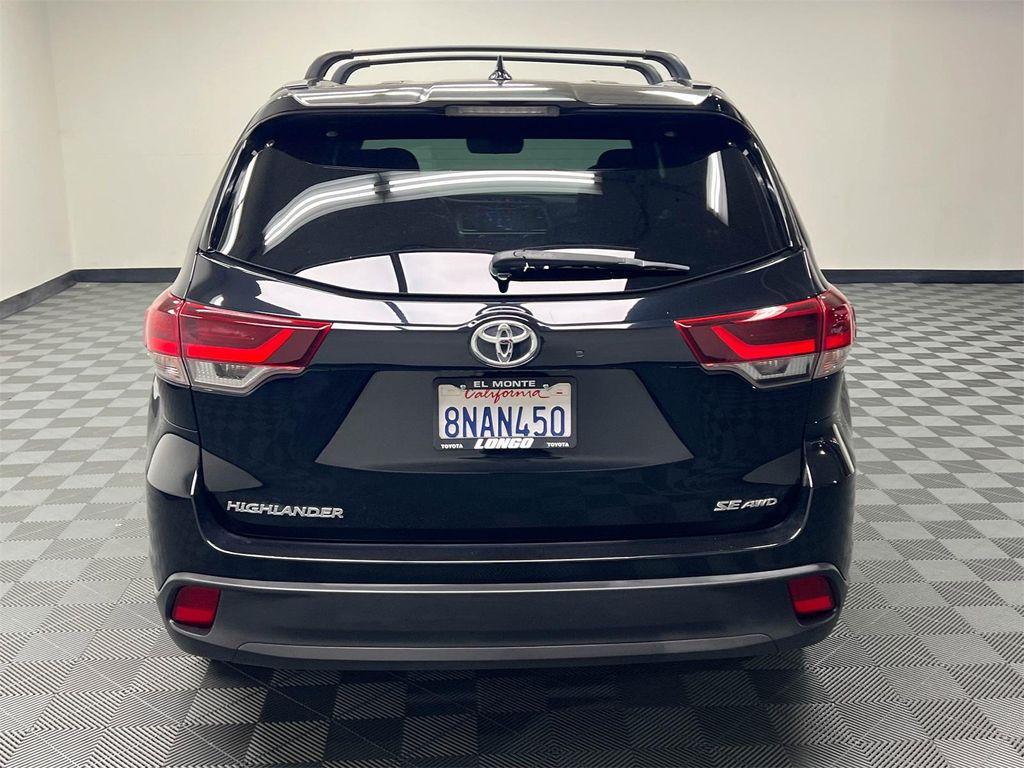 used 2019 Toyota Highlander car, priced at $30,788