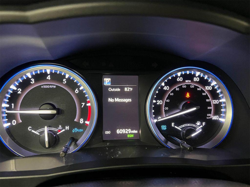 used 2019 Toyota Highlander car, priced at $30,788