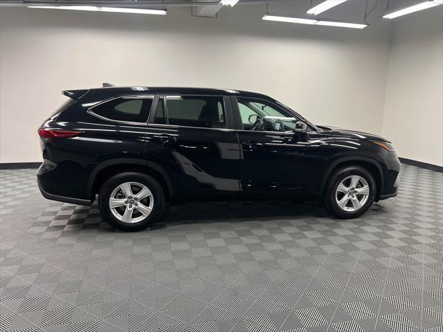 used 2023 Toyota Highlander car, priced at $32,288