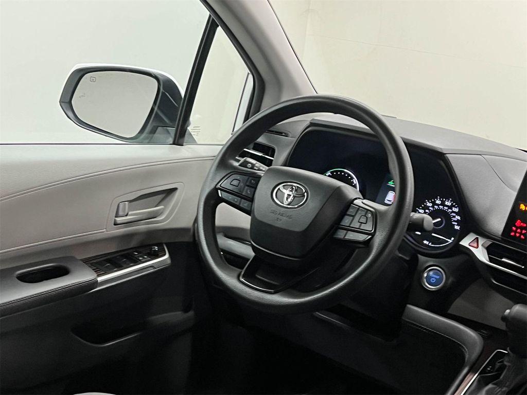 used 2024 Toyota Sienna car, priced at $43,788