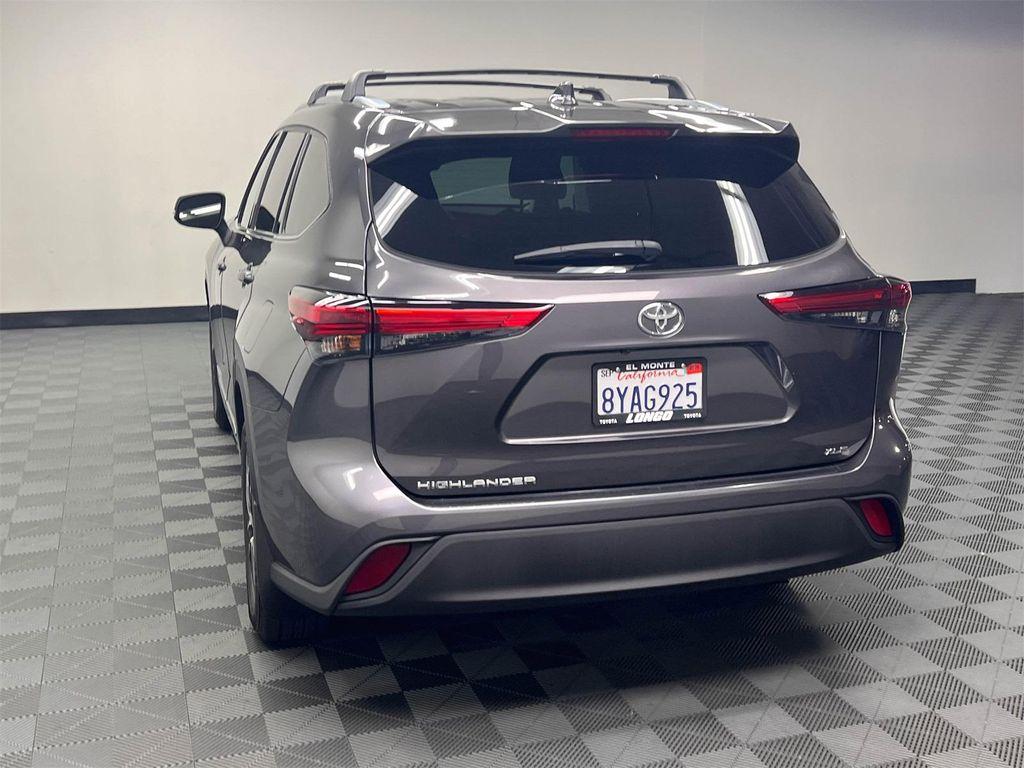 used 2021 Toyota Highlander car, priced at $31,788