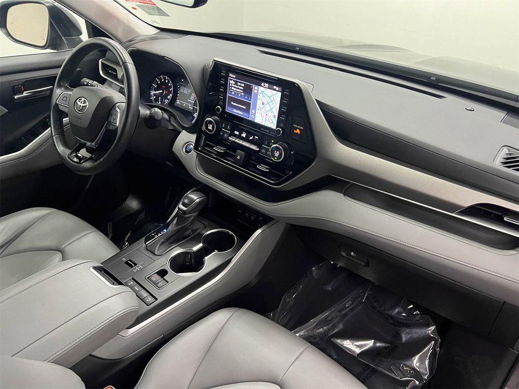 used 2021 Toyota Highlander car, priced at $31,788