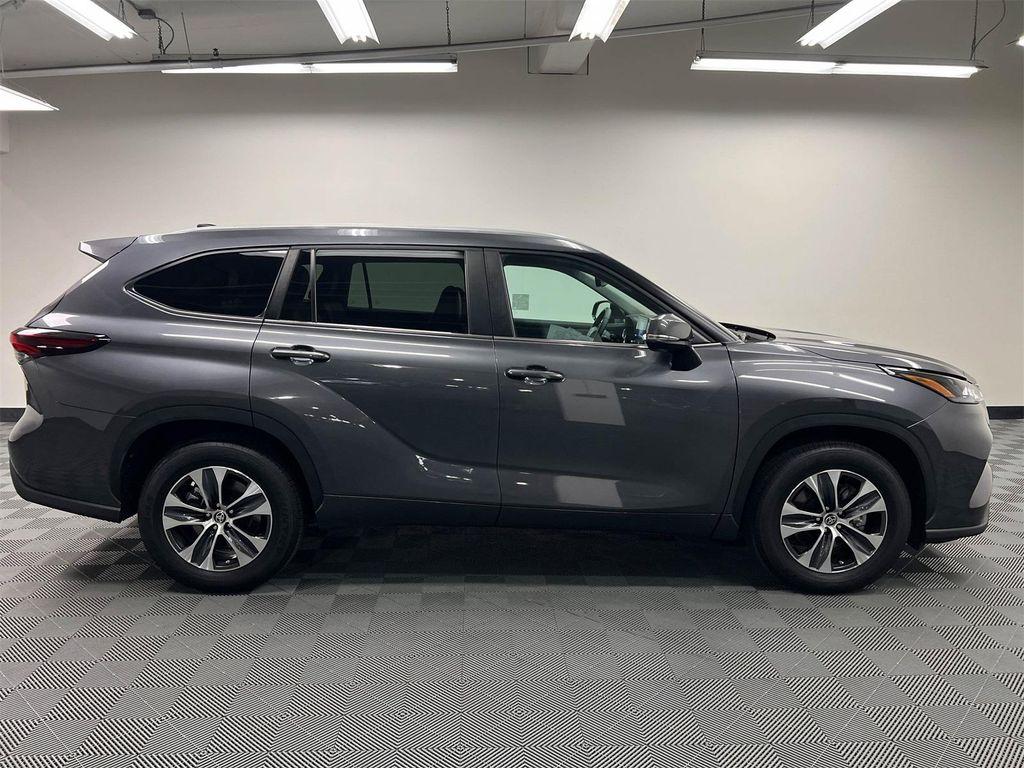 used 2024 Toyota Highlander Hybrid car, priced at $47,488