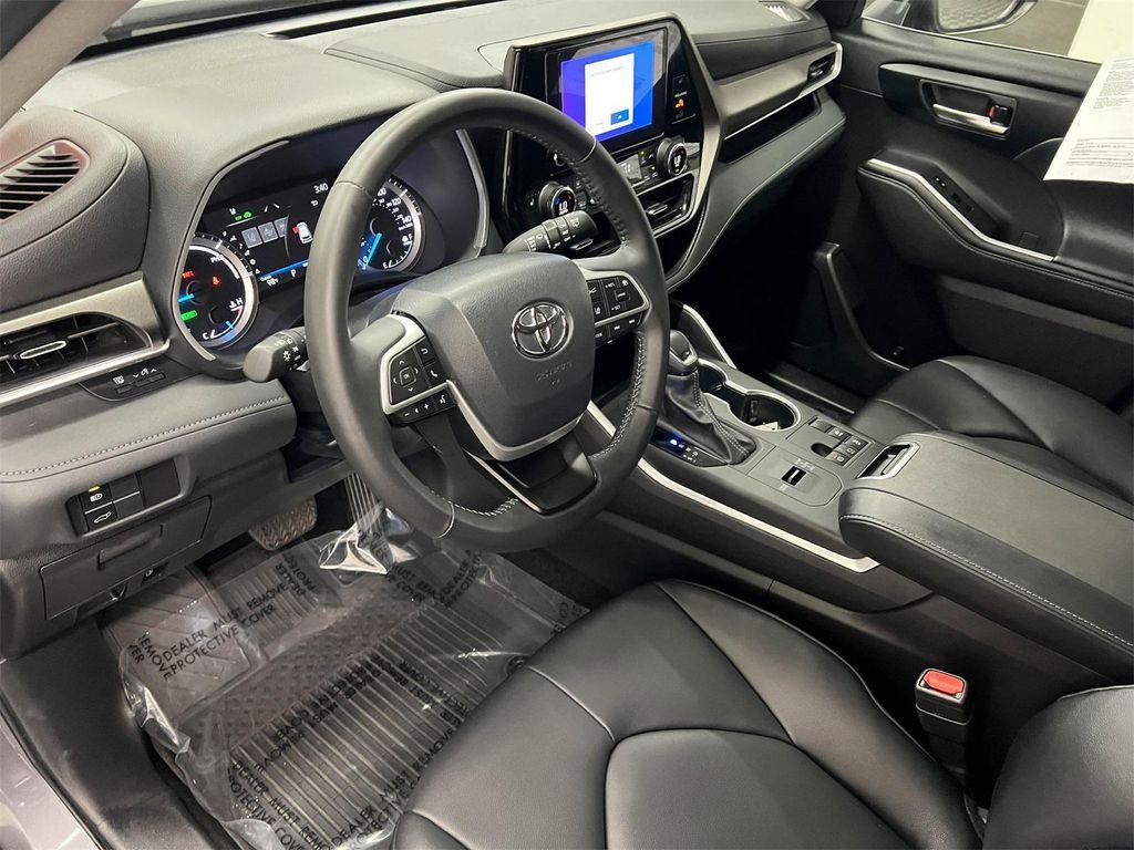 used 2024 Toyota Highlander Hybrid car, priced at $47,488
