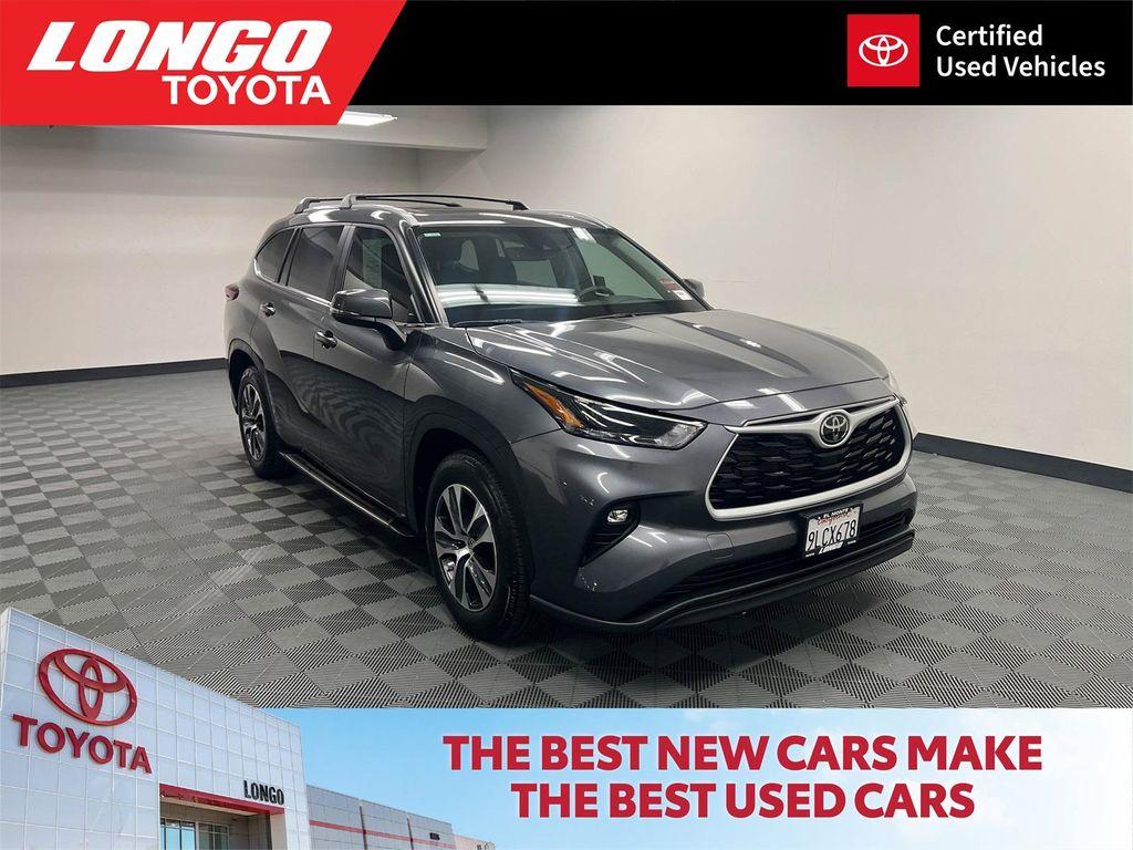 used 2024 Toyota Highlander car, priced at $42,788