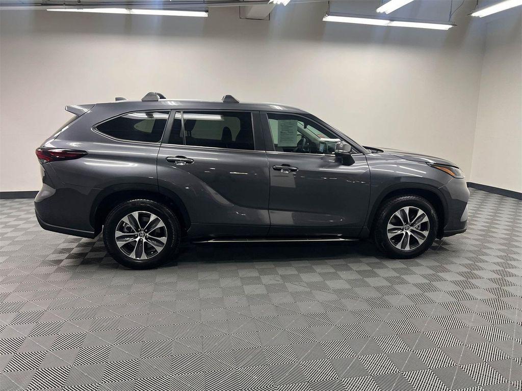 used 2024 Toyota Highlander car, priced at $42,788
