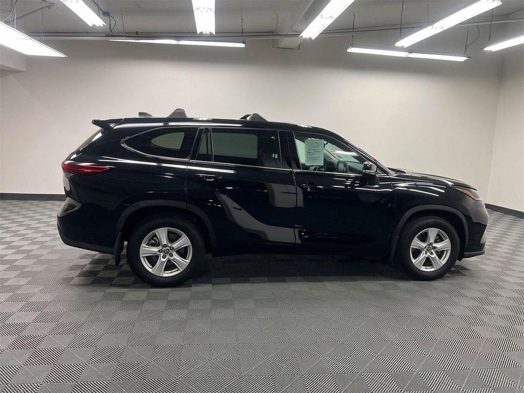 used 2022 Toyota Highlander car, priced at $32,788