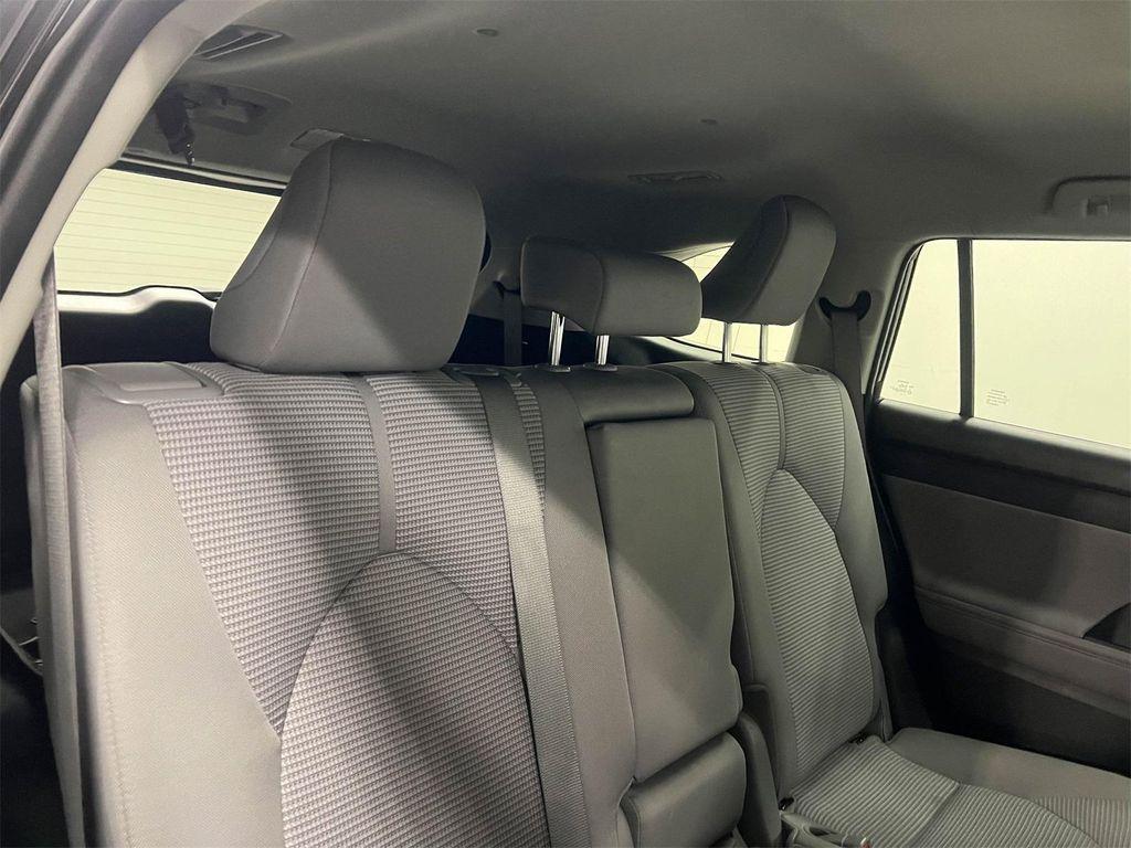used 2022 Toyota Highlander car, priced at $32,788