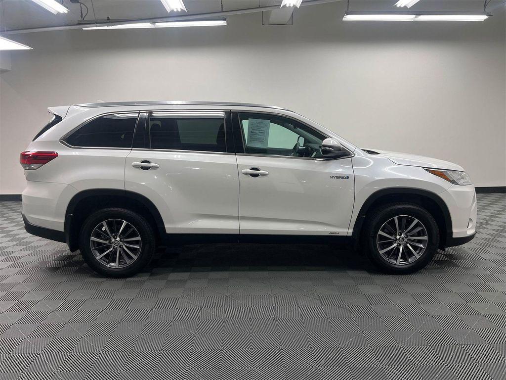 used 2019 Toyota Highlander Hybrid car, priced at $35,488