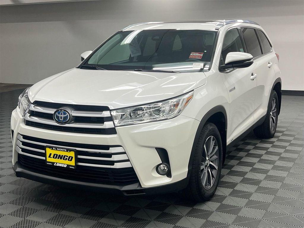 used 2019 Toyota Highlander Hybrid car, priced at $35,488