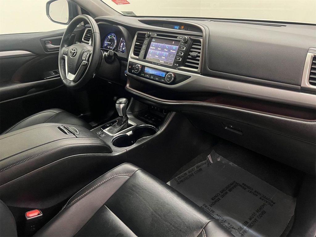 used 2019 Toyota Highlander Hybrid car, priced at $35,488