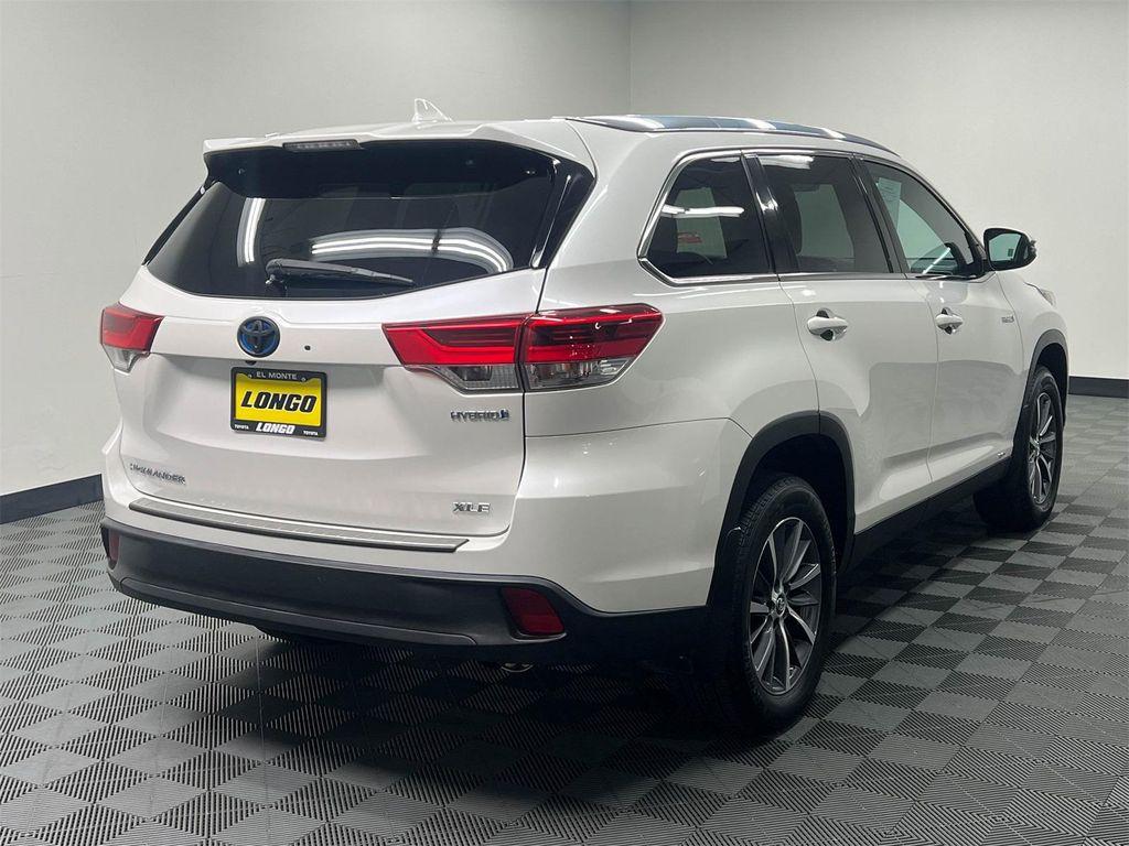 used 2019 Toyota Highlander Hybrid car, priced at $35,488