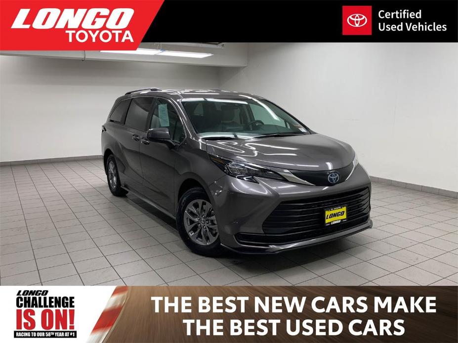 used 2024 Toyota Sienna car, priced at $45,288