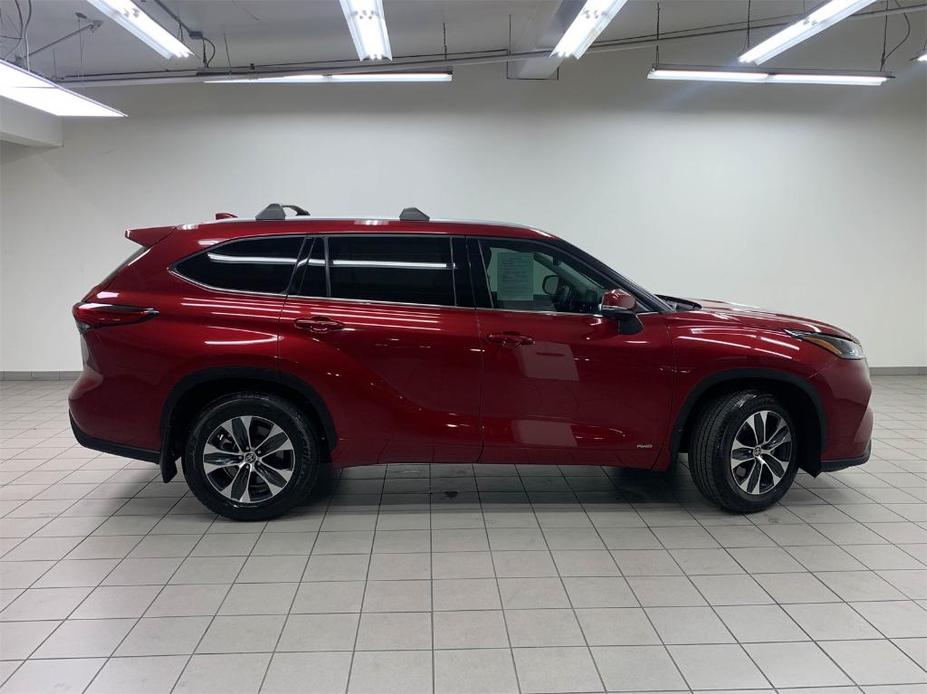 used 2022 Toyota Highlander Hybrid car, priced at $41,977