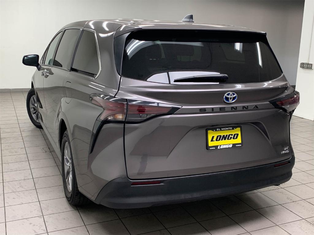 used 2024 Toyota Sienna car, priced at $43,988