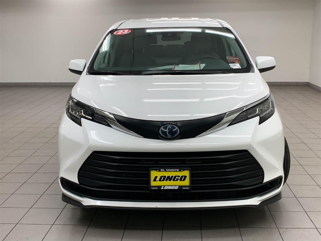 used 2023 Toyota Sienna car, priced at $39,888