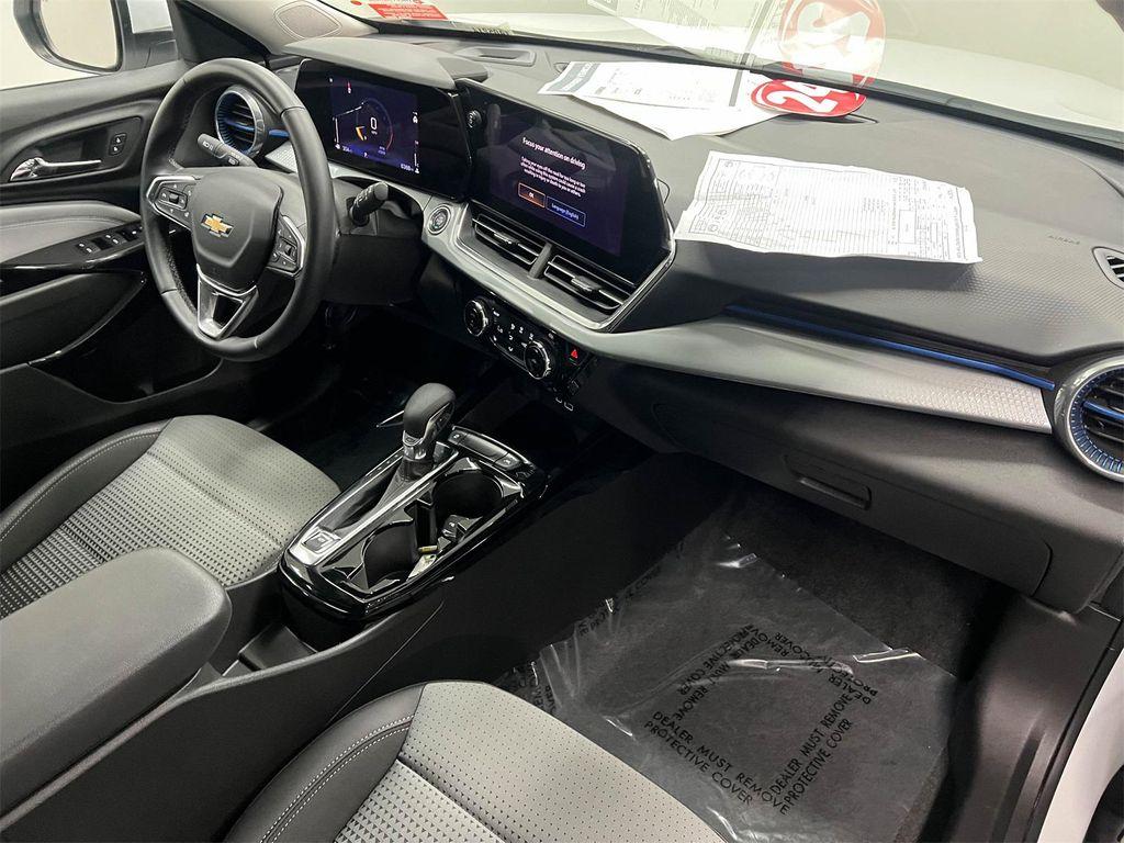 used 2024 Chevrolet Trax car, priced at $20,788