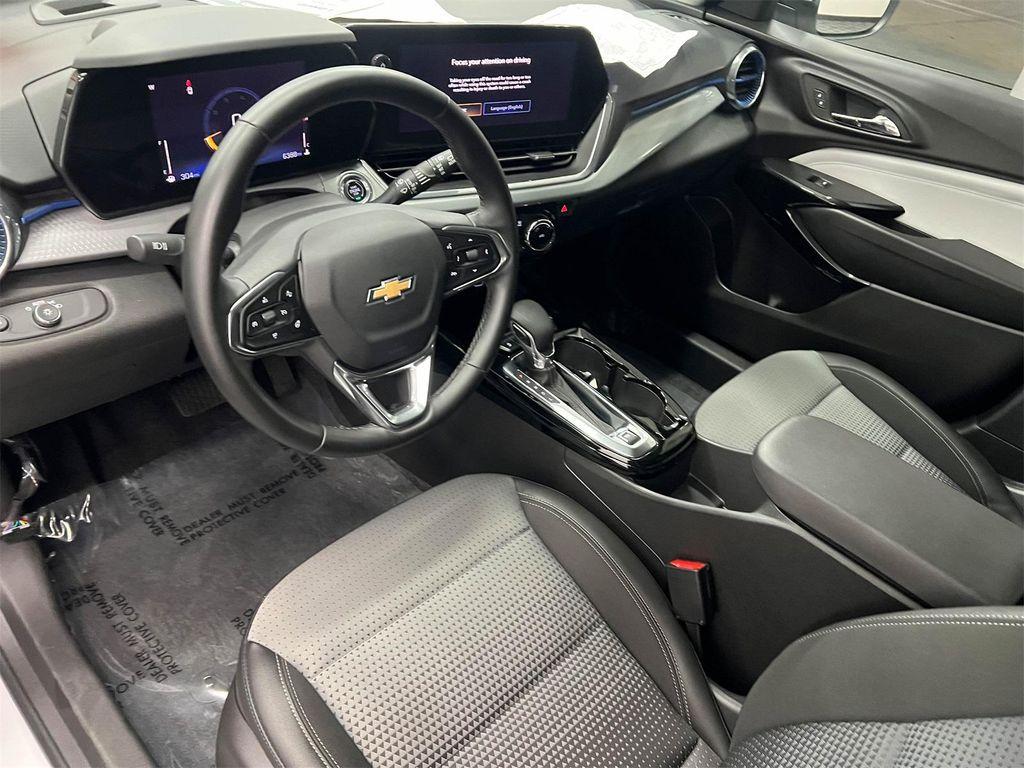 used 2024 Chevrolet Trax car, priced at $20,788