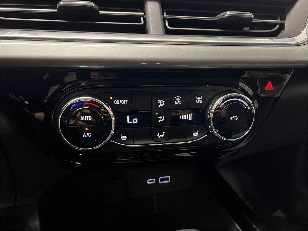 used 2024 Chevrolet Trax car, priced at $20,788