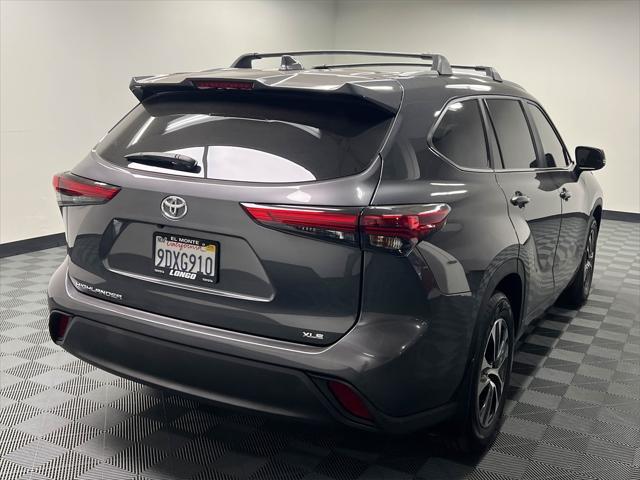 used 2023 Toyota Highlander car, priced at $35,188