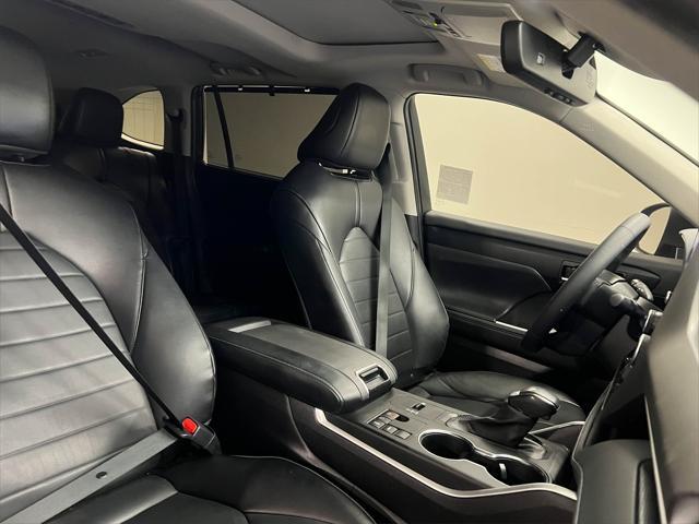 used 2023 Toyota Highlander car, priced at $35,188