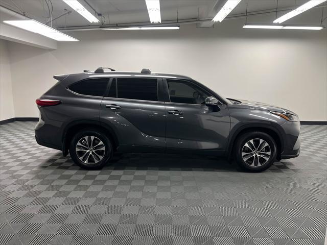 used 2023 Toyota Highlander car, priced at $35,188