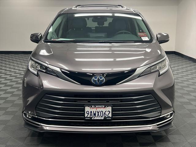 used 2022 Toyota Sienna car, priced at $51,288
