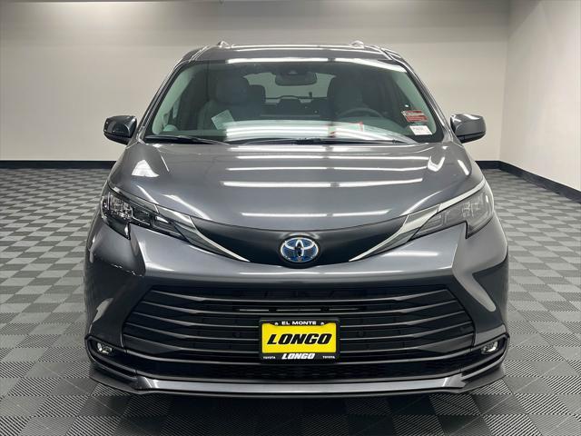 used 2025 Toyota Sienna car, priced at $53,493