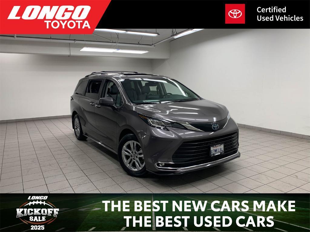 used 2022 Toyota Sienna car, priced at $38,888