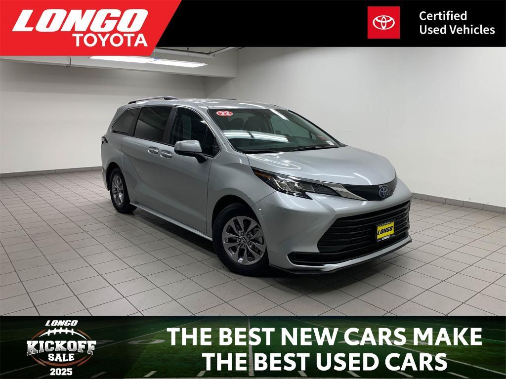 used 2022 Toyota Sienna car, priced at $39,988