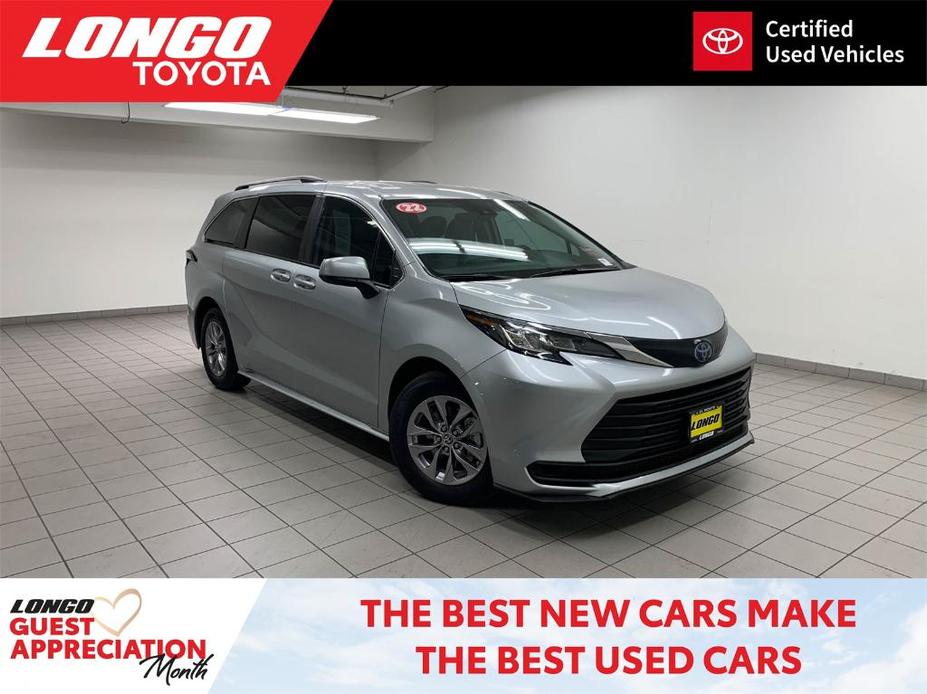 used 2022 Toyota Sienna car, priced at $43,788