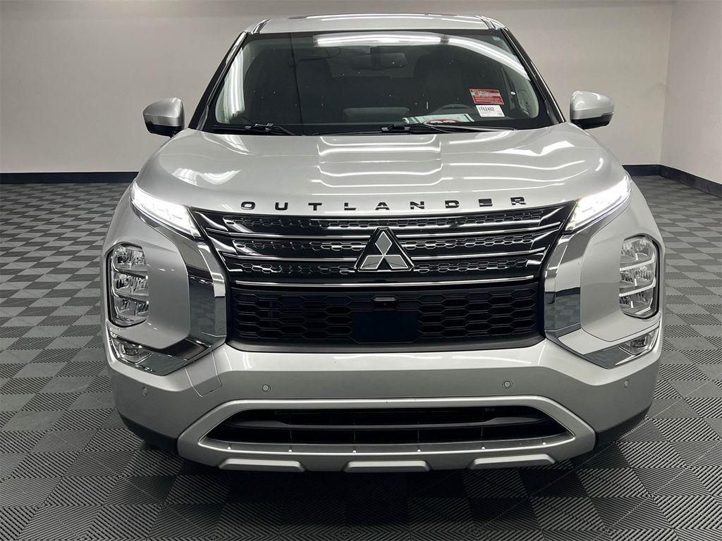 used 2023 Mitsubishi Outlander car, priced at $22,588