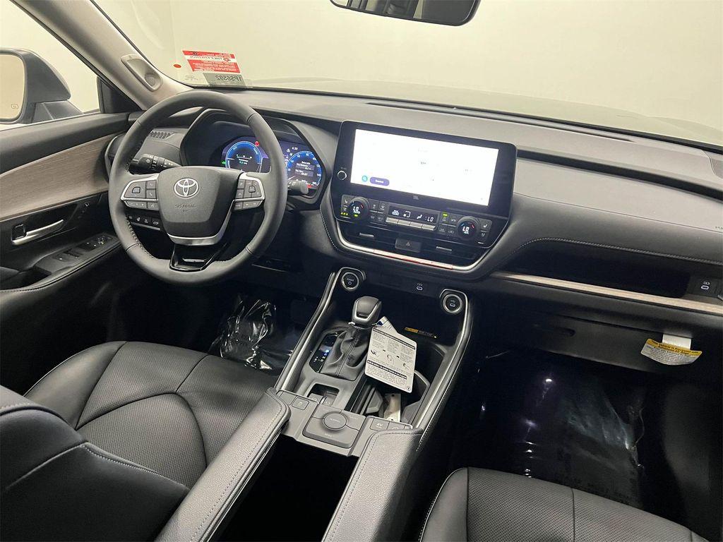 used 2025 Toyota Grand Highlander car, priced at $58,570