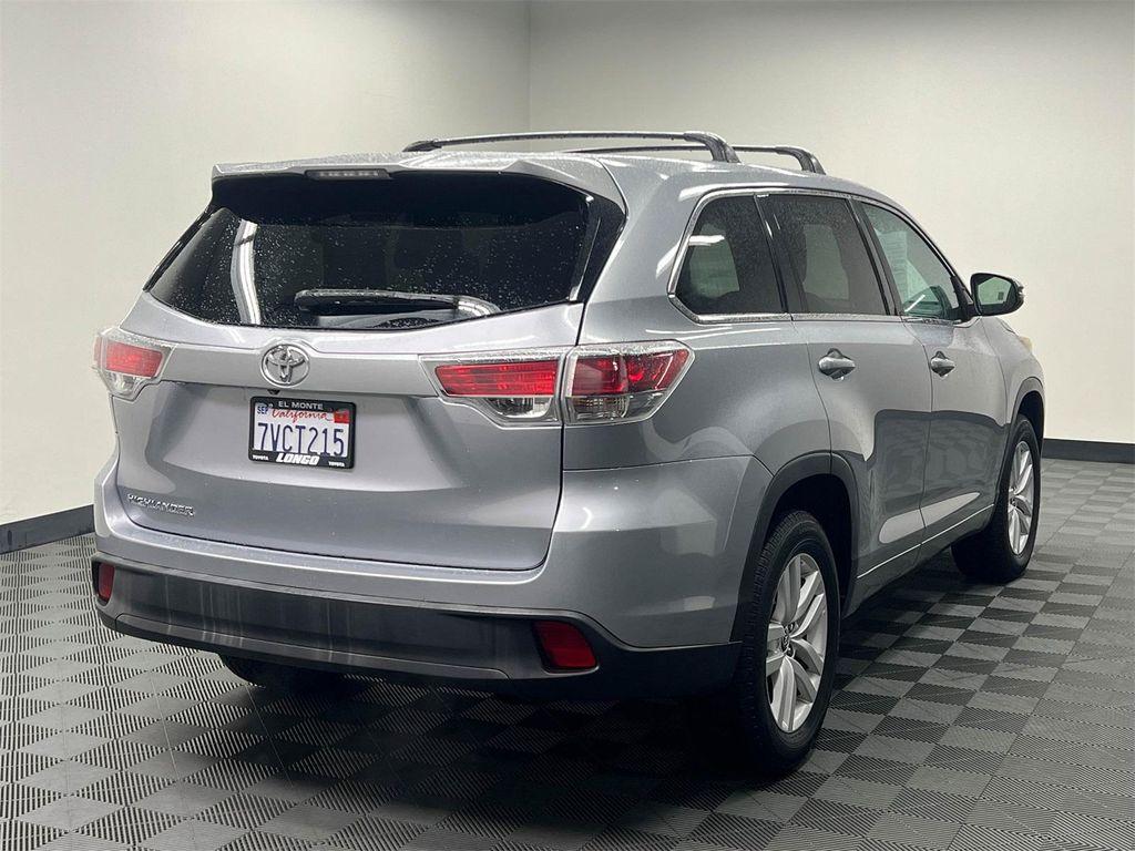 used 2016 Toyota Highlander car, priced at $17,688