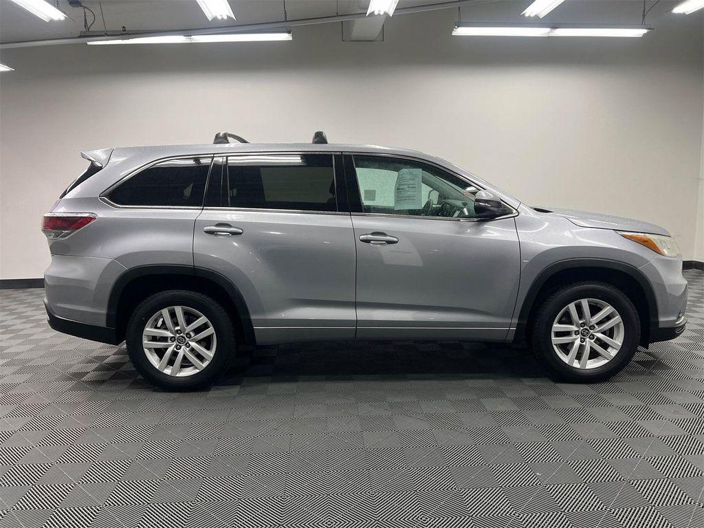 used 2016 Toyota Highlander car, priced at $17,688