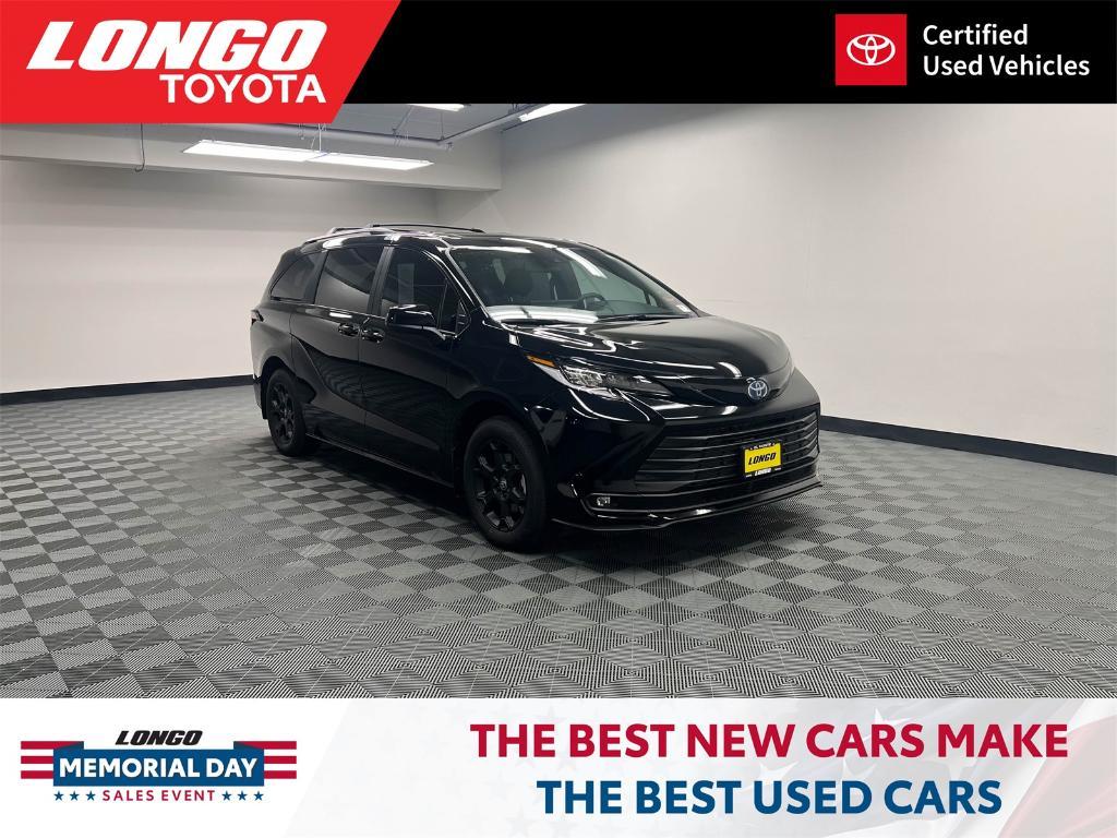 used 2025 Toyota Sienna car, priced at $58,888