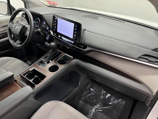 used 2024 Toyota Sienna car, priced at $40,188